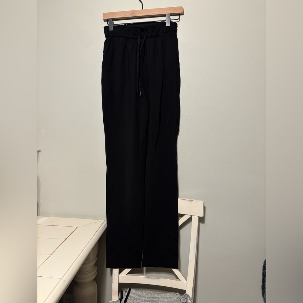 Lululemon Workwear Casual Stretch High-Rise Pants Size 2